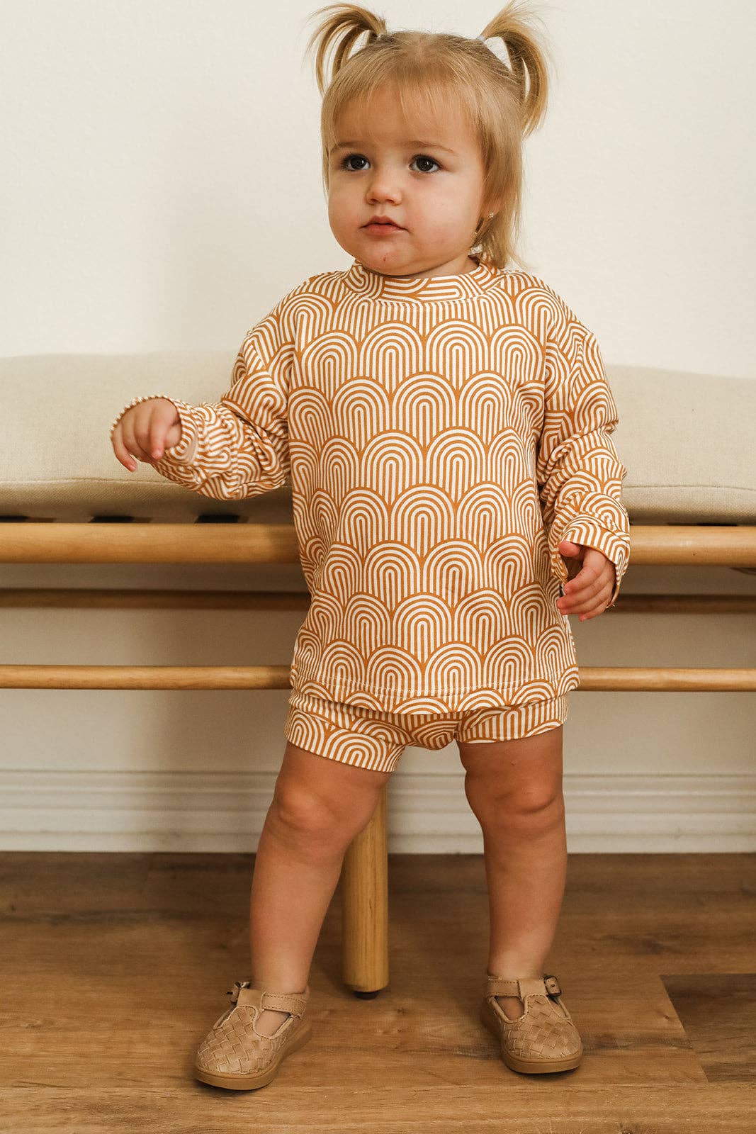 Neutral Arches Bamboo Sweatshirt Set