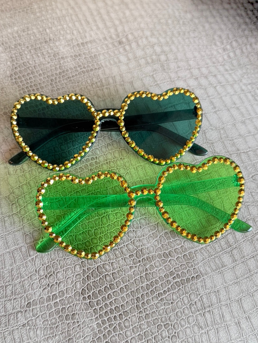 Green Heart Sunnies
