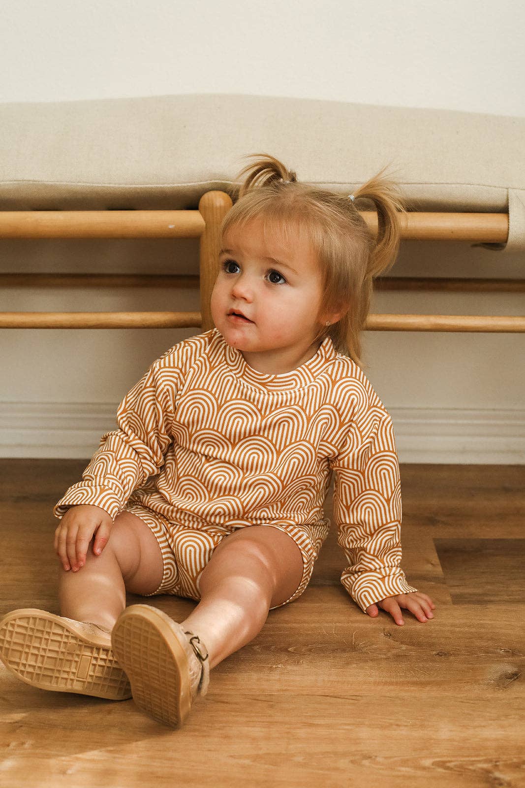 Neutral Arches Bamboo Sweatshirt Set
