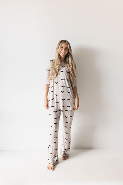 Short Sleeve Women's Bamboo Lounge Set | It's Bats!