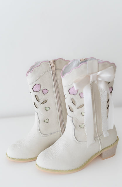 Women's Sweetheart Bow Cowgirl Boot- White (runs small, size up)