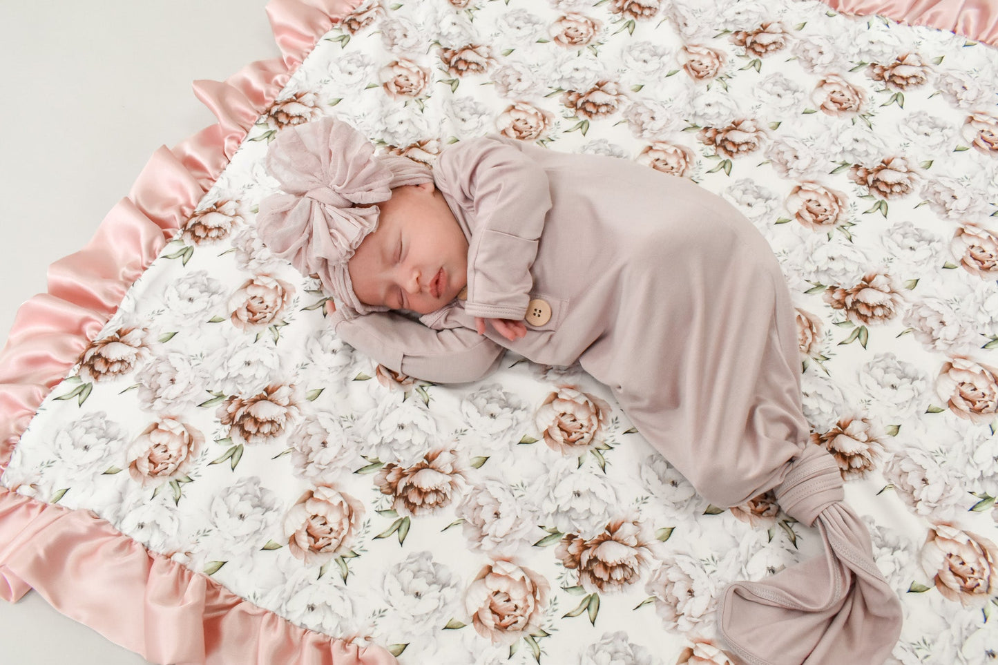 Floral Dreams | Luxe Cuddle Blanket