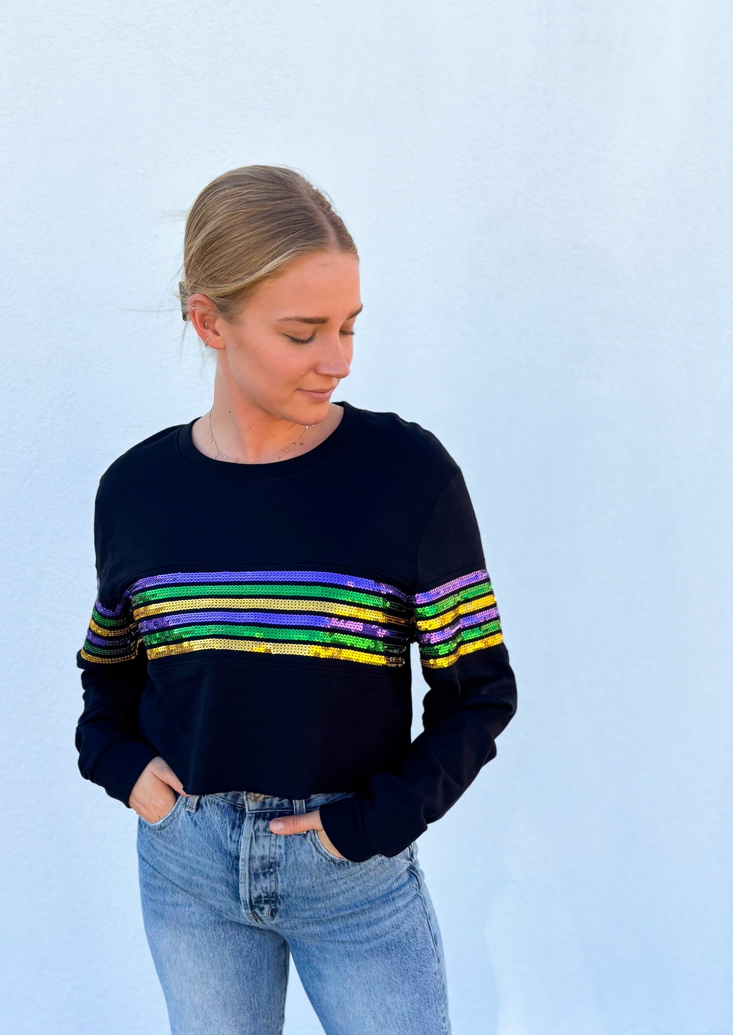 Sequin Chest Stripe Crop Pullover - Black