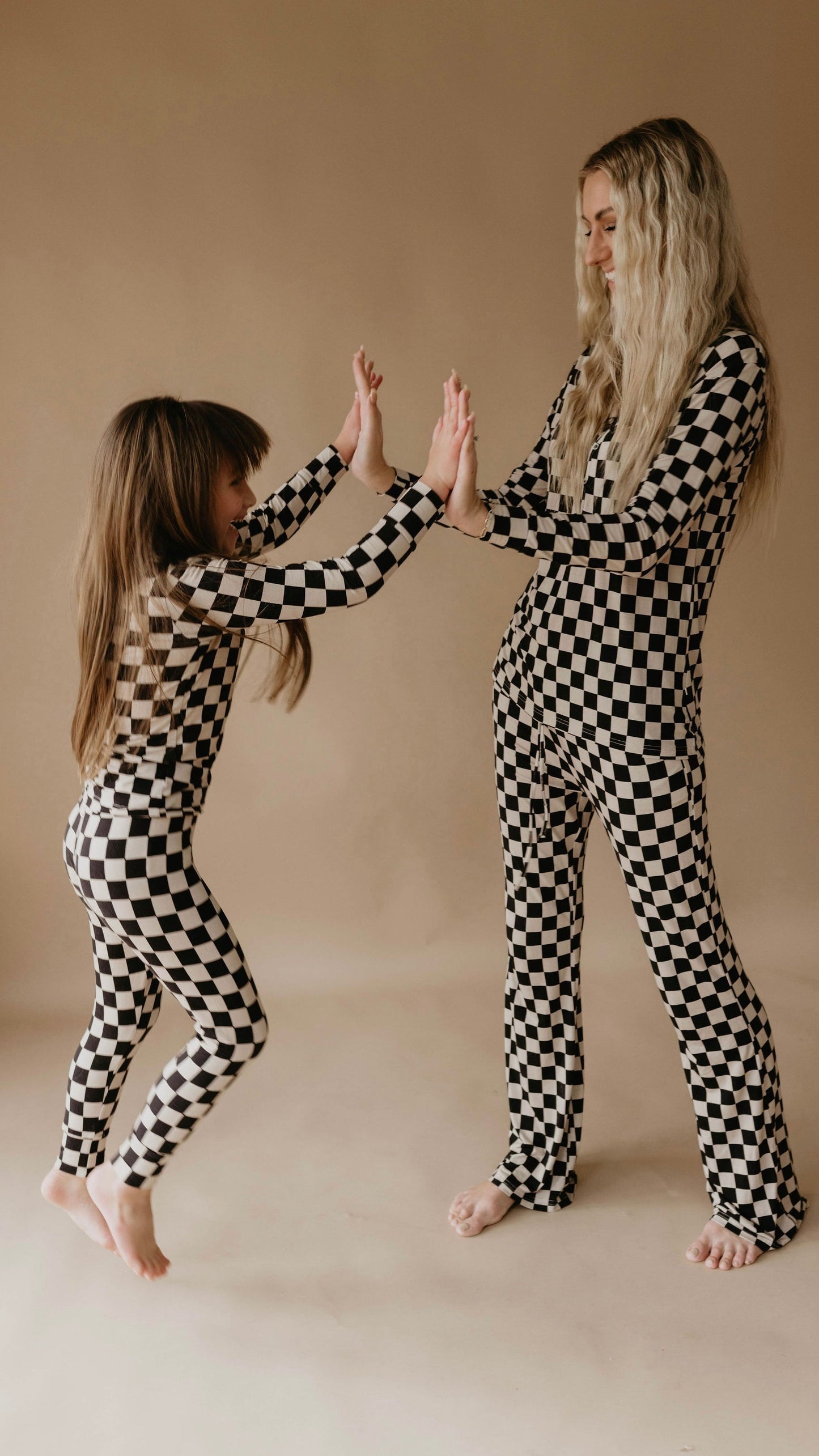 Women's Long Sleeve Bamboo Pajama | Black Checkerboard