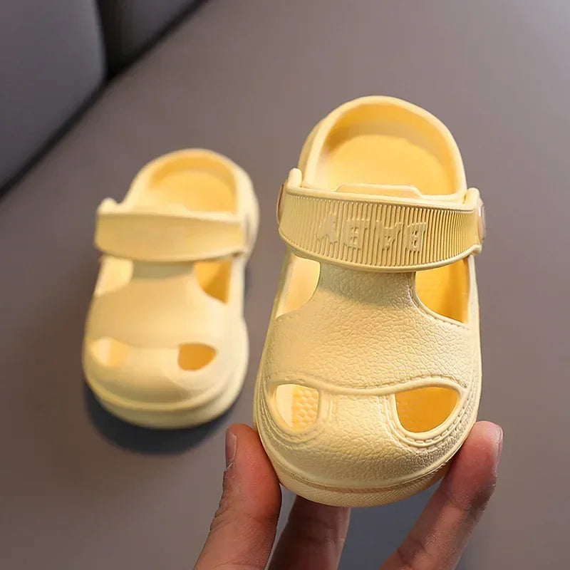 Kids’ Beach Sandals – Breathable & Anti-Slip (1–6 Years)