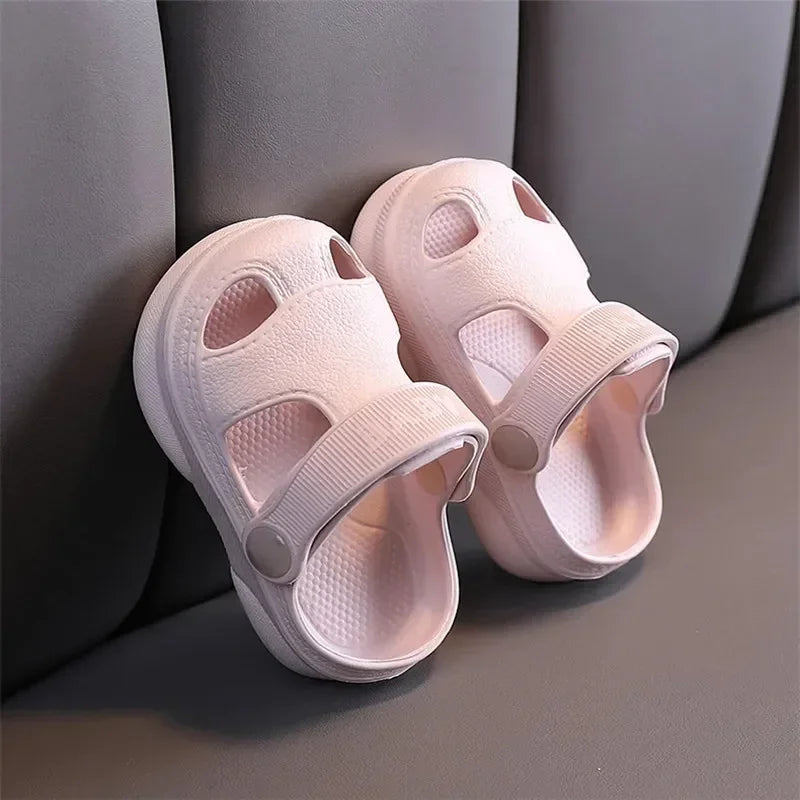 Kids’ Beach Sandals – Breathable & Anti-Slip (1–6 Years)