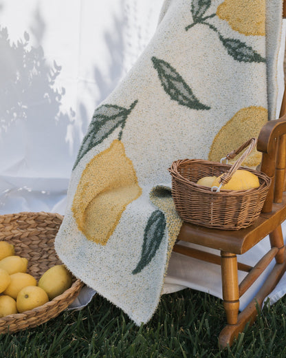 *PRE-ORDER* Plush Blanket | Lemon